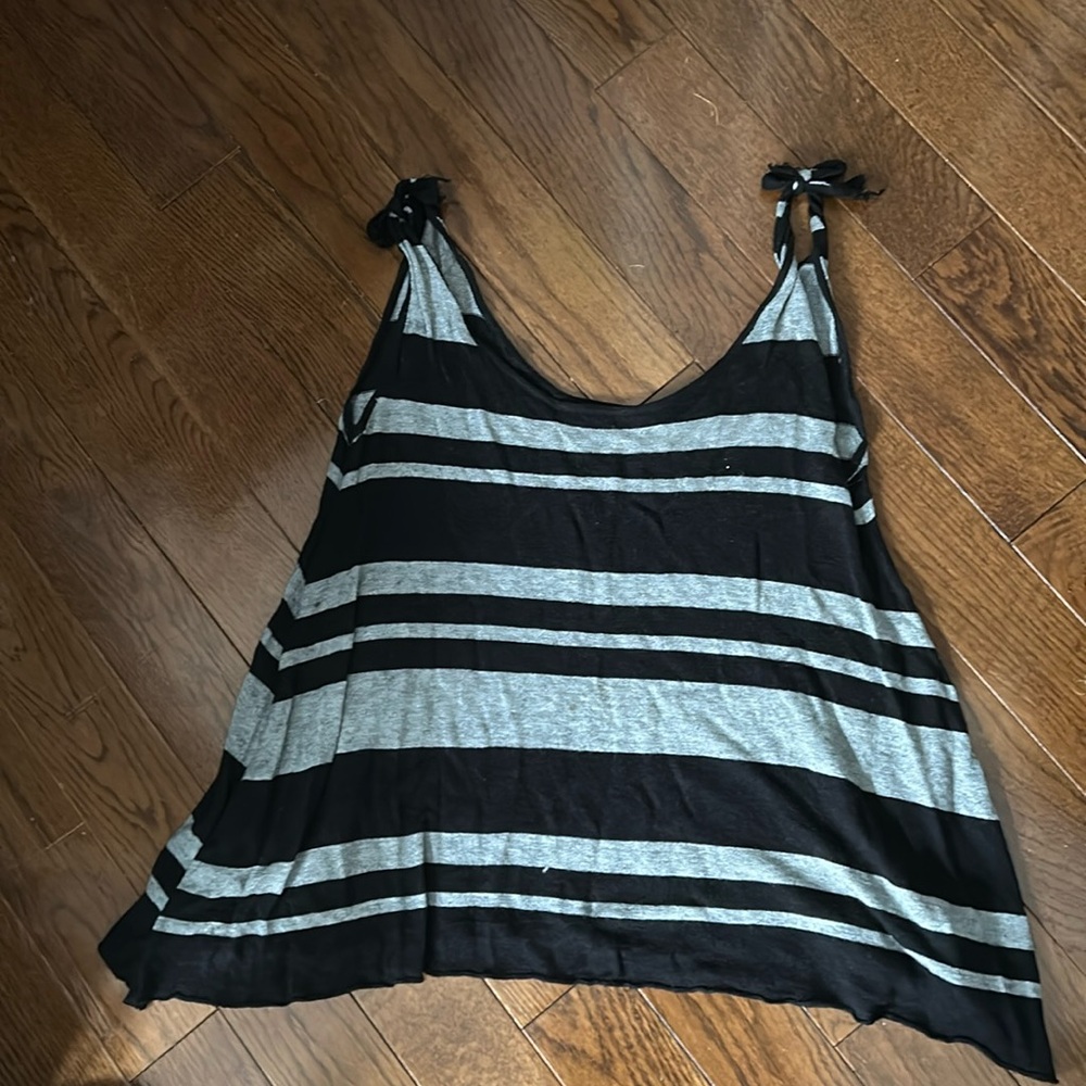 Cashmere/Viscose Sleeveless Sweater - Size M